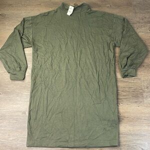 NWT Express Women’s Army Green Long Sleeve Raglan Sleeve Dress, size small